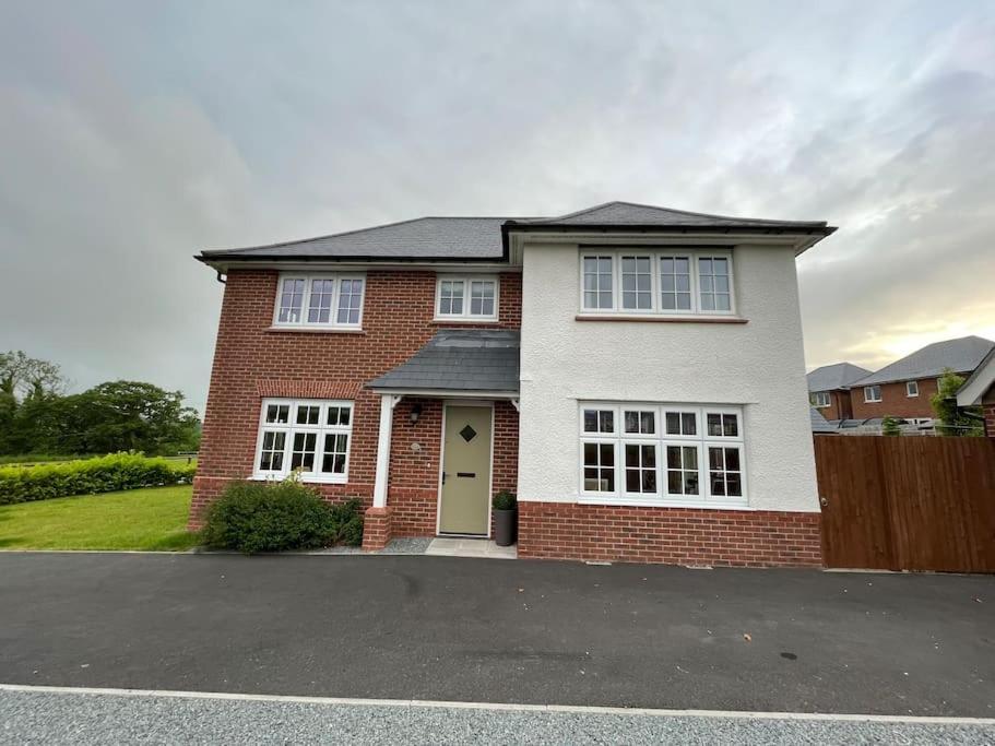 Snowdonia Retreat Villa Bangor  Buitenkant foto